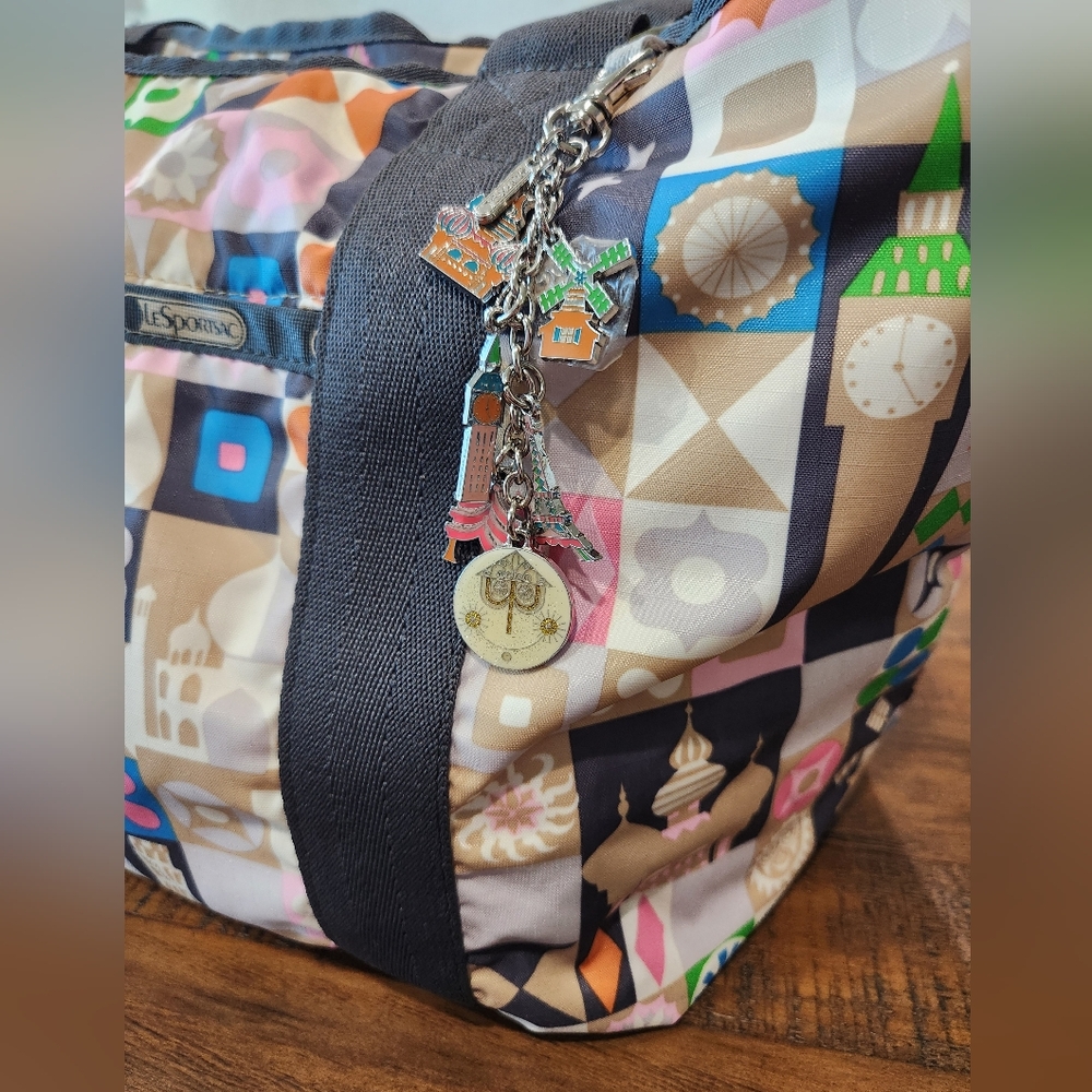LeSportsac x Disney - Small World "Global Journey" Carryall Tote - Like New - Picture 2 of 11